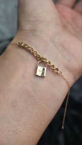 title% 76 سرویس طلا عروس