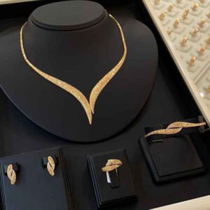 title% 5 سرویس طلا سرویس طلا | قیمت لحظهای انواع سرویس طلا عروس طرح جواهر