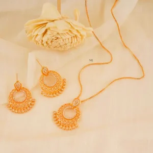 title% 84 سرویس طلا عروس